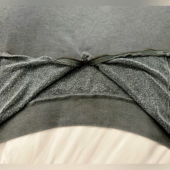 Pam & Gela rhinestone sweatshirt - Picture 7 of 10